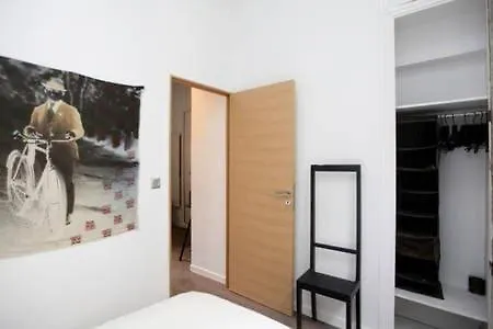 Charms Cosiness And Design In Le Marais Apartment Paris